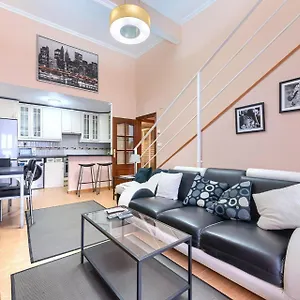 Piso Especial Bec Cruces Garaje Apartamento